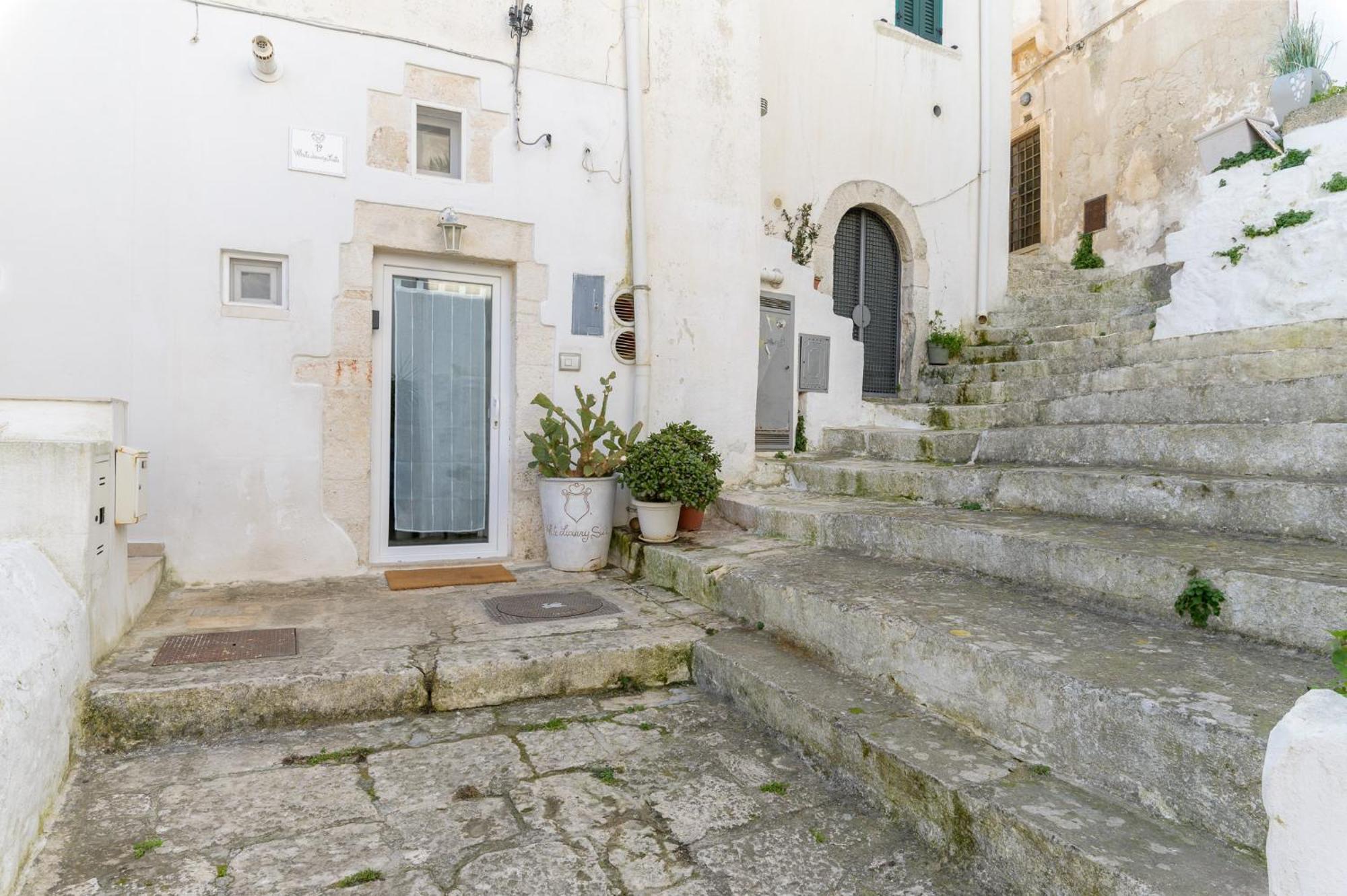 Apartment 19 White Luxury With Jacuzzi By Wonderful Italy Ostuni